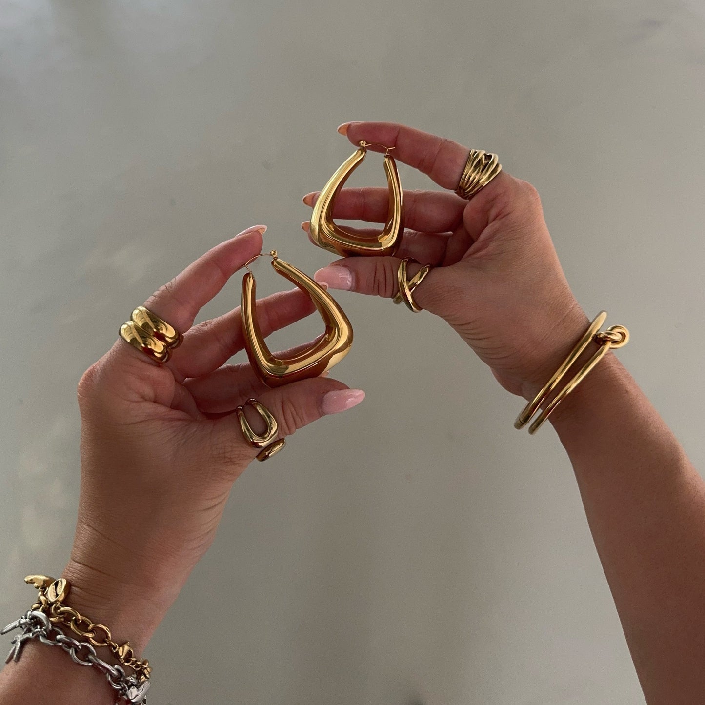 Harper | Elegant Hoop Earrings