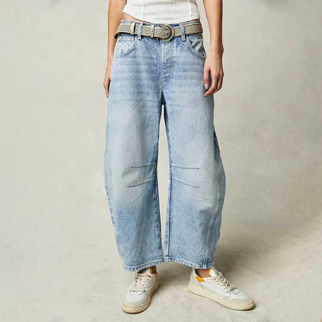 Elliessa | High-Waisted Jeans