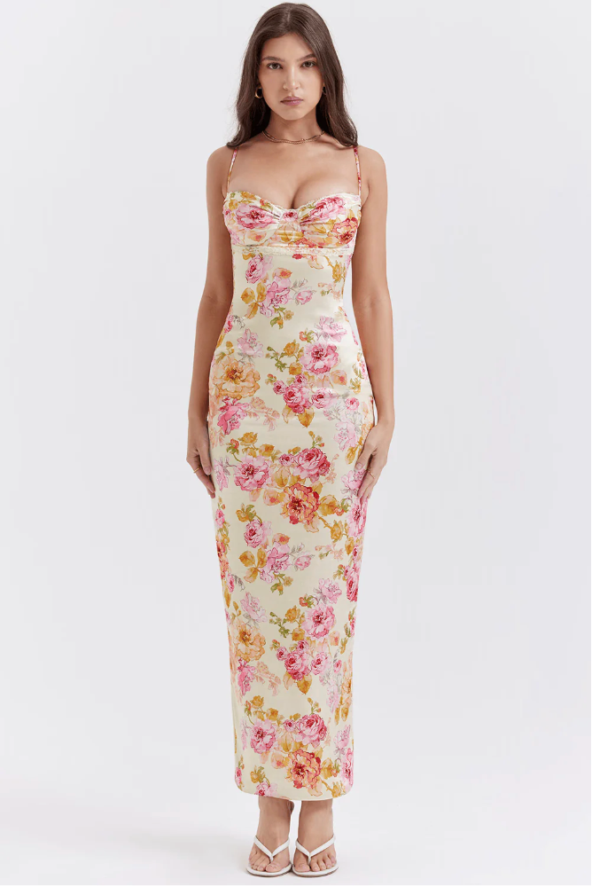 Della | Chic Maxi Dress