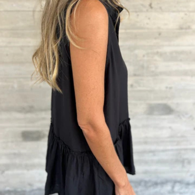 Aquira | Ruffle Buttoned Top